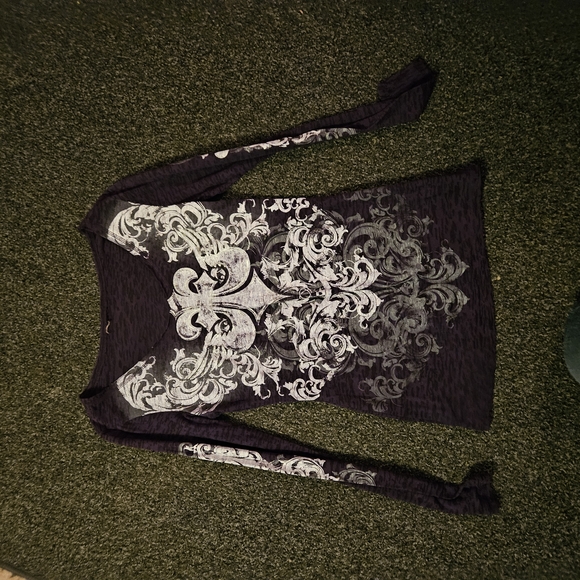 Ed Hardy Black Long Sleeve Top with White Graphic - Picture 1 of 1